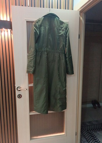 Kemerli Uzun Kadın Yağmurluk - Görsel 2