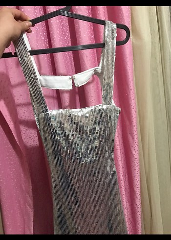 Gri Payetli Strappy Midi Sırt Dekolte Abiye Elbise