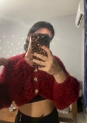 Bordo Desenli Yumoş hırka - Görsel 4