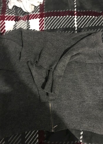 Gri Arkası Fermuarlı Boğazlı Kadın Kazak - Görsel 2