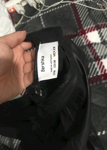 Kadın Siyah Deri Arkası fermuarlı elbise - Görsel 3