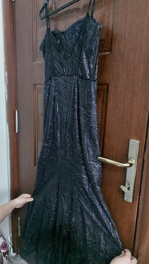 Boncuk İşlemeli Siyah Uzun Abiye Elbise - Görsel 4