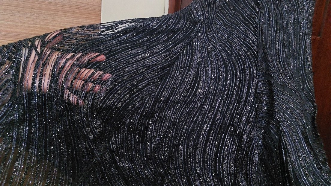 Boncuk İşlemeli Siyah Uzun Abiye Elbise - Görsel 3