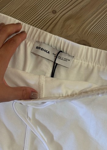 Bershka Beyaz Mini şort etek