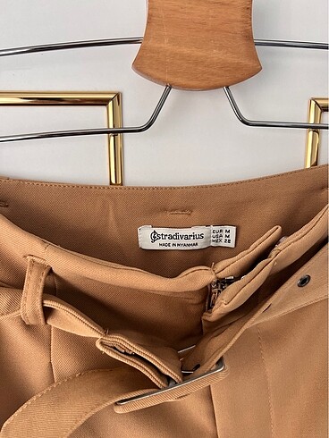 Stradivarius STRADIVARIUS KUMAŞ PANTOLON