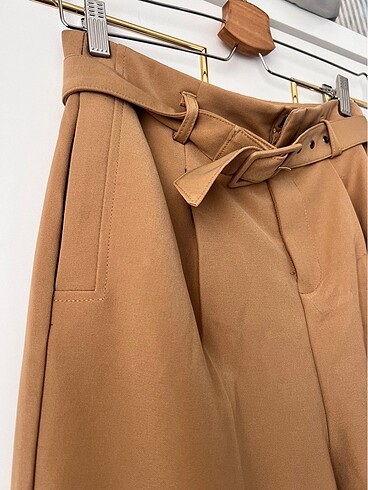 m Beden STRADIVARIUS KUMAŞ PANTOLON
