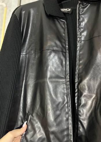 Siyah Deri ve Triko Kombinli Ceket - Görsel 2