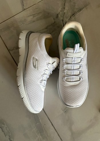 37 Beden Beyaz Kadın Spor Ayakkabı Elastik Bağcıklı