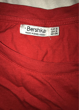 Bershka- Slogan tişört