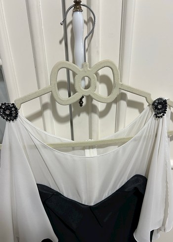 Beyaz Siyah Drapeli Midi Abiye Elbise - Görsel 2