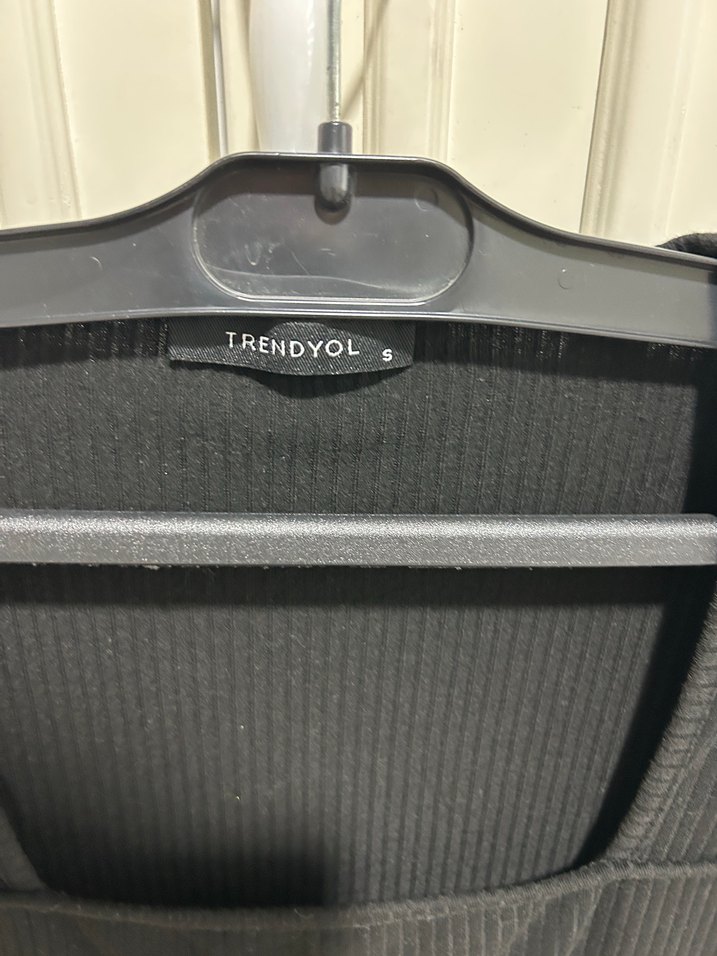 Siyah V Yakalı Uzun Kollu Kadın Elbise - Görsel 2