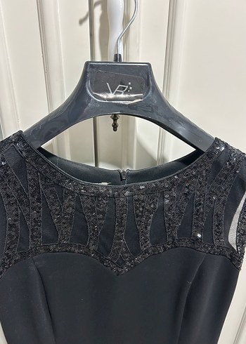 Siyah İşlemeli Midi Siyah Elbise - Görsel 2