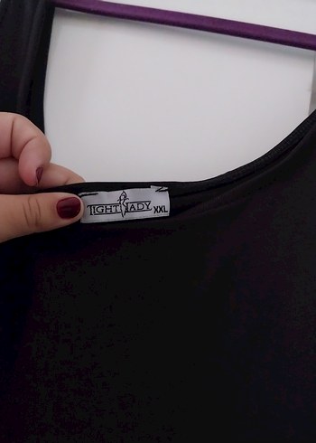 Siyah Şortlu Kadın Mayo - Görsel 4