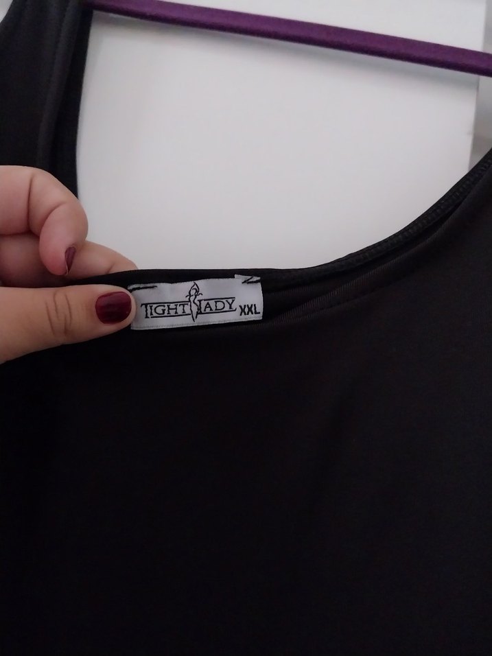 Siyah Şortlu Kadın Mayo - Görsel 4