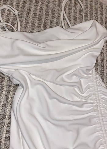 Zara Beyaz Drapeli Uzun Straplez Elbise