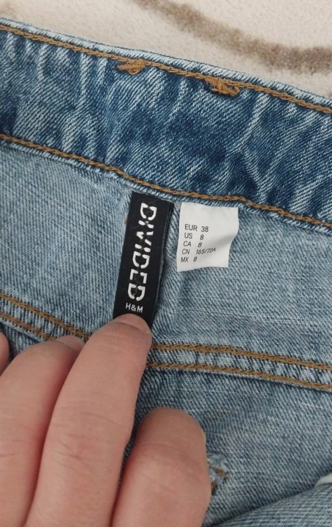 Düğmeli Gri Kadın Denim Mini Şort - Görsel 2