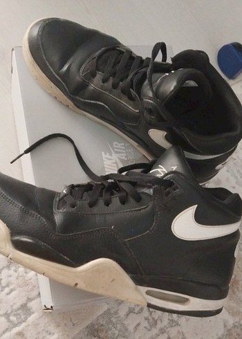 Siyah Bağcıklı Basketbol Ayakkabısı - Görsel 3