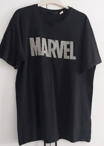 LC Waikiki Marvel Baskılı Siyah Erkek Tişört