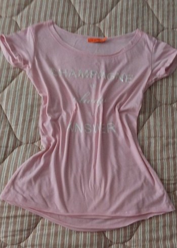 Pembe Baskılı Kadın Kısa Kollu Tişört