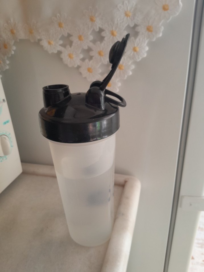 Gri Kapaklı Beyaz litre özellikli suluk - Görsel 4