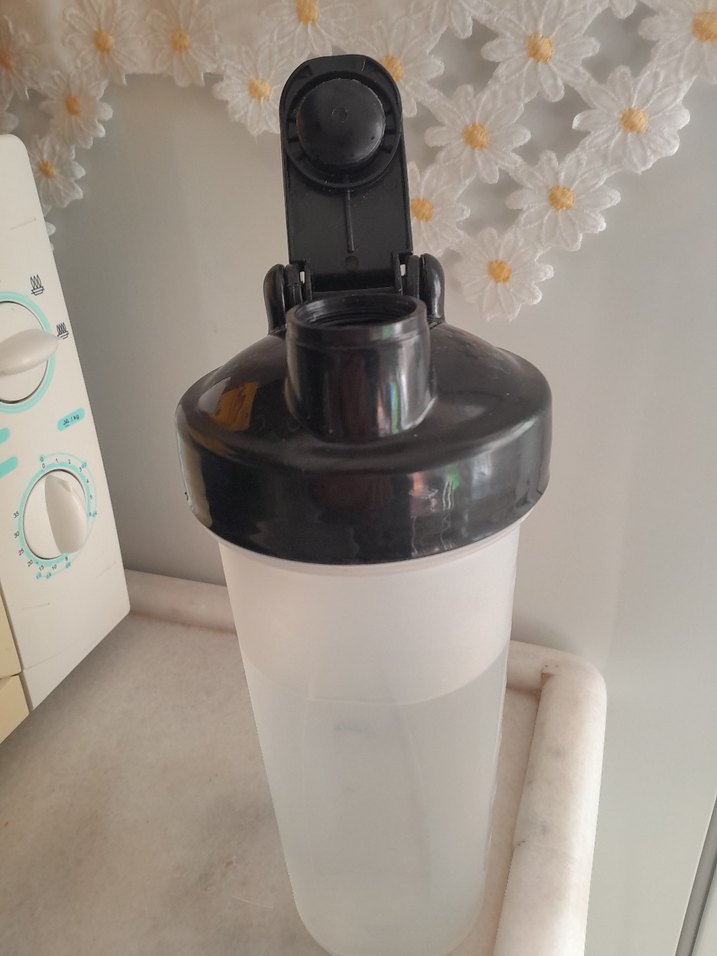 Gri Kapaklı Beyaz litre özellikli suluk - Görsel 2