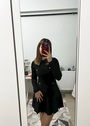 Zara Siyah Düğmeli Uzun Kollu mini Kız Elbisesi