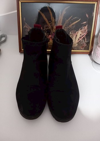 Deichmann Orjinal Graceland Siyah Süet Kadın Bot