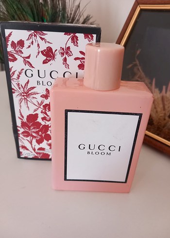  Beden Gucci Bloom Kadın Parfümü 100 ml