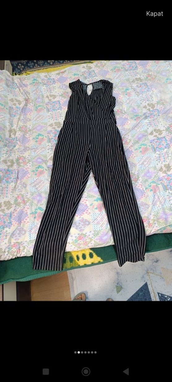 Siyah Çizgili V Yaka Kadın Tulum - Görsel 3