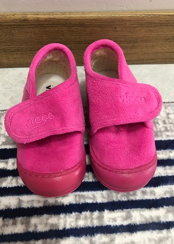 Vicco Vicco 23 numara kız çocuk pembe panduf