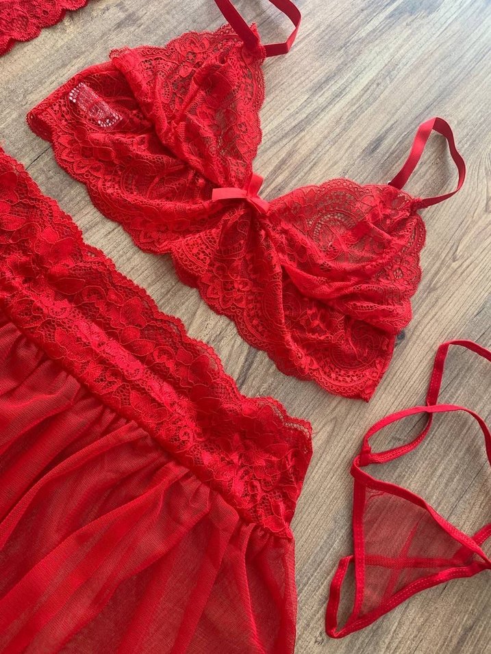 KIRMIZI ETEKLİ TAKIM - Görsel 3