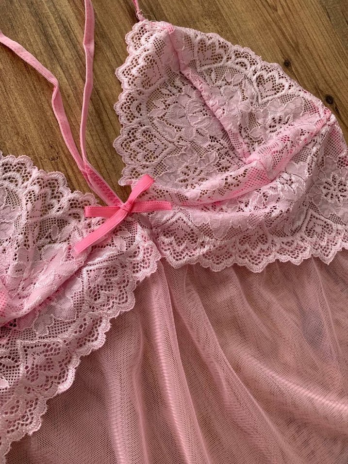 İnce Askılı Pembe Nakışlı Midi Gecelik - Görsel 4