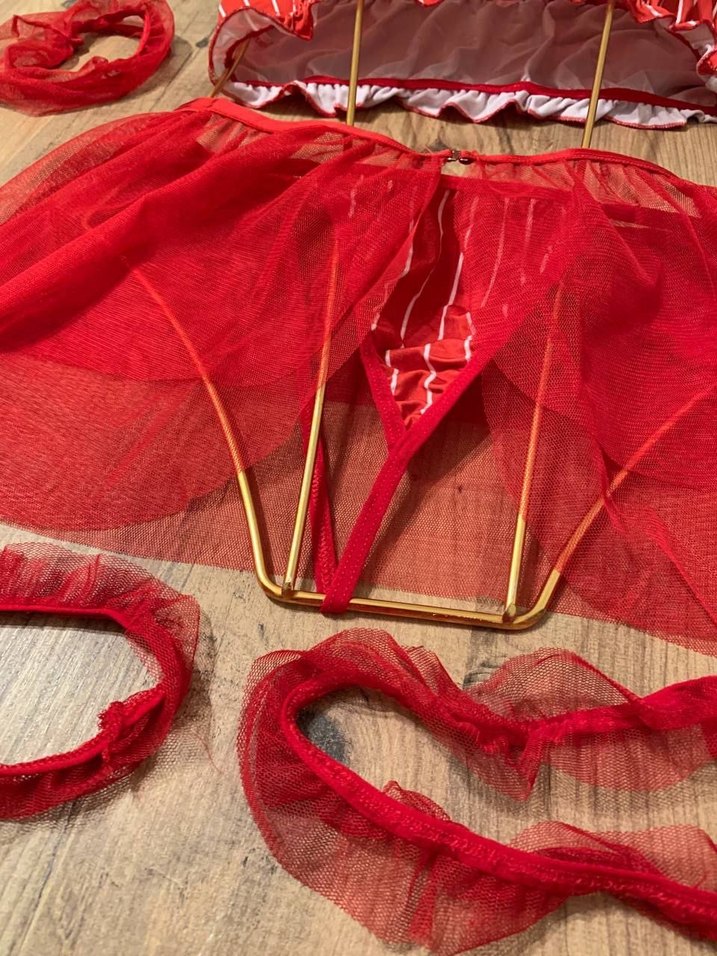 KIRMIZI ÇİZGİLİ ETEKLİ TAKIM - Görsel 4