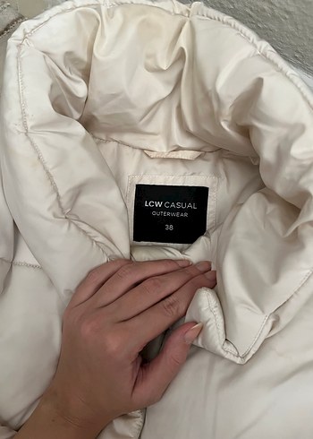 LC Waikiki Beyaz Kadın Kışlık Mont