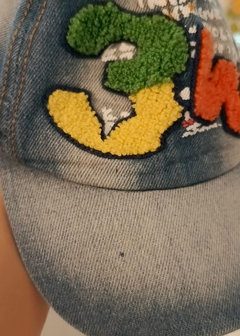 H&M Renkli Kadın Kot Şapka Velcro Ayarlı