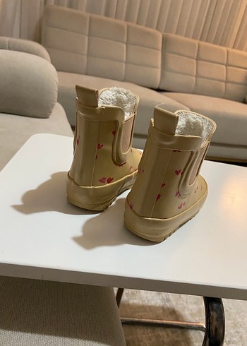 21 Beden ten rengi Renk Kız Çocuk Pembe Lastik Botlar