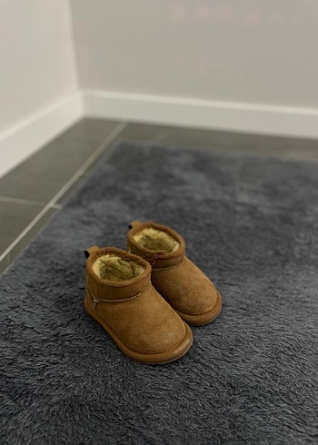 Ugg Sicak Ve Rahat Bebek Botu