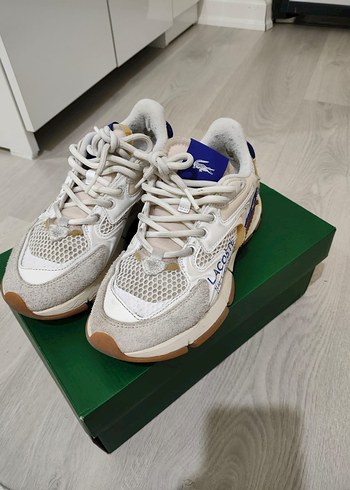 Beyaz Bağcıklı Lacoste bayan Spor Ayakkabı