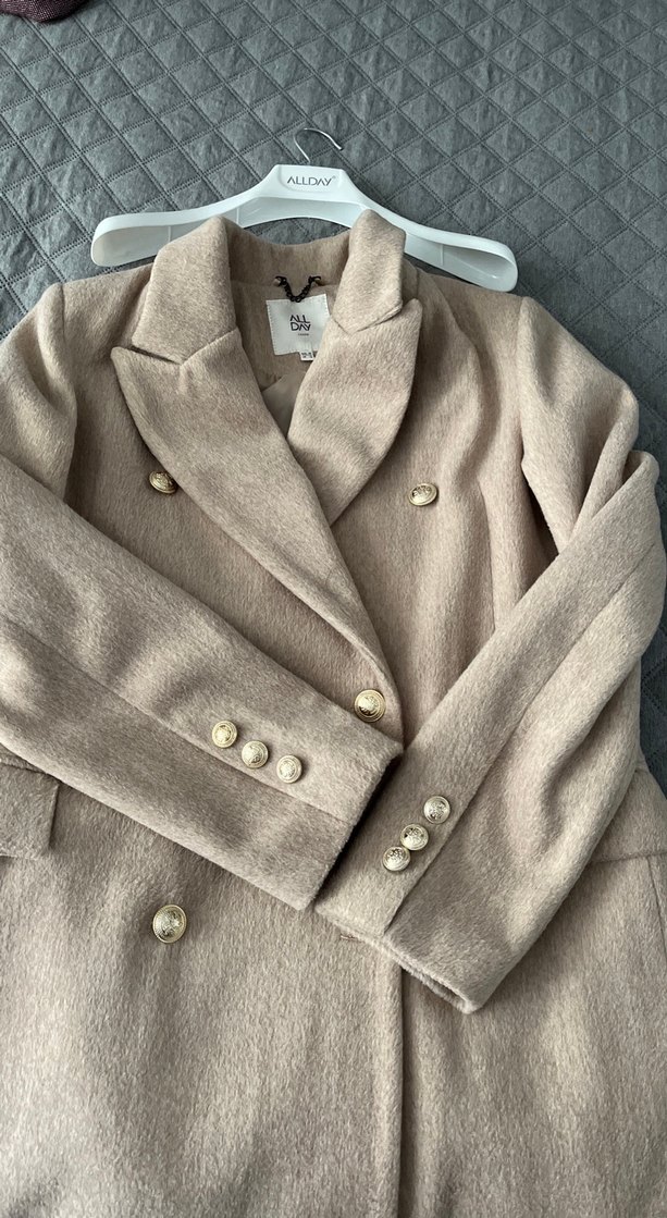 Çift Düğmeli Bej Kaban 36-38 beden - Görsel 2