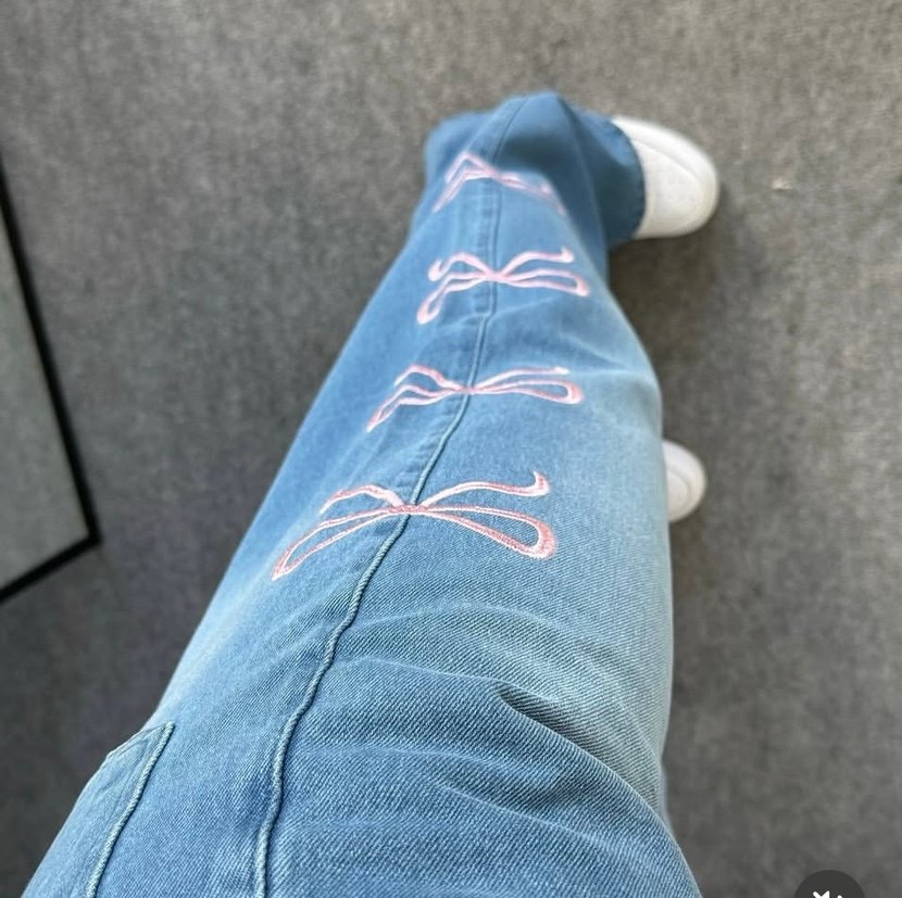 Mavi Bol Kesim Düğmeli Jean - Görsel 4