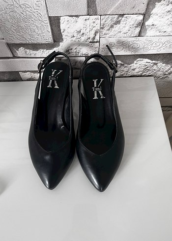 Siyah Tokalı Kadın Topuklu Ayakkabı - Görsel 2