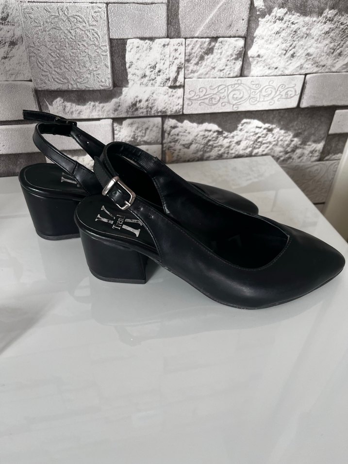 Siyah Tokalı Kadın Topuklu Ayakkabı - Görsel 5