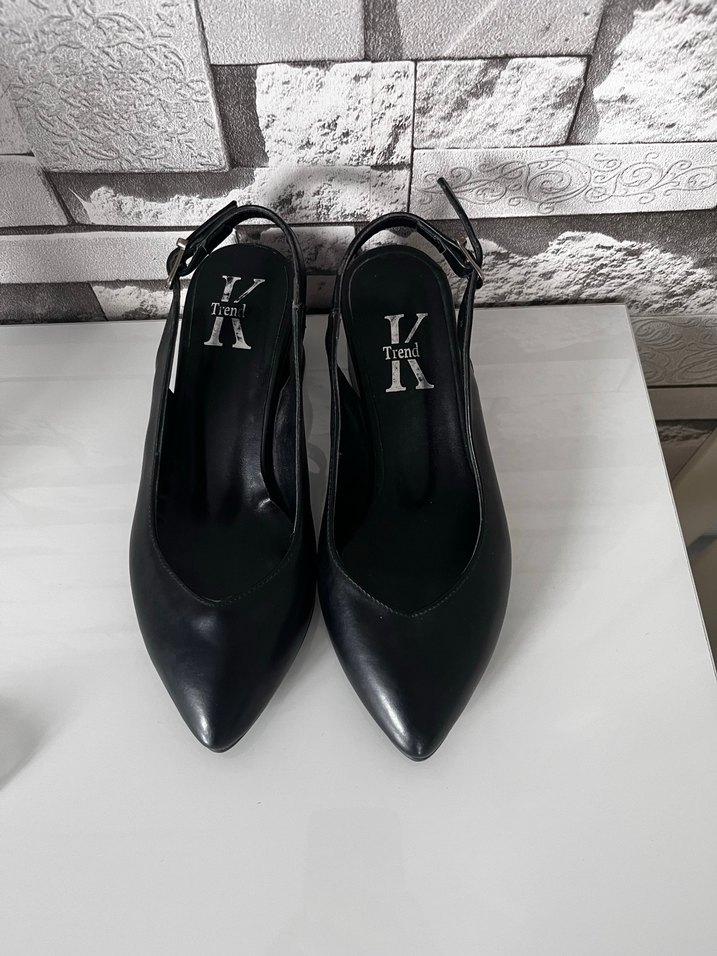 Siyah Tokalı Kadın Topuklu Ayakkabı - Görsel 2