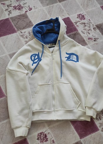 Beyaz Kapüşonlu Fermuarlı Kadın Sweatshirt