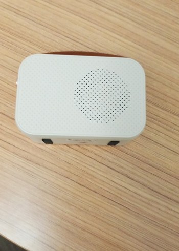 Beyaz Retro Taşınabilir Müzik Sistemi - Görsel 4