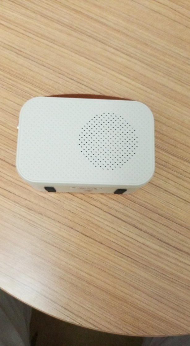 Beyaz Retro Taşınabilir Müzik Sistemi - Görsel 4