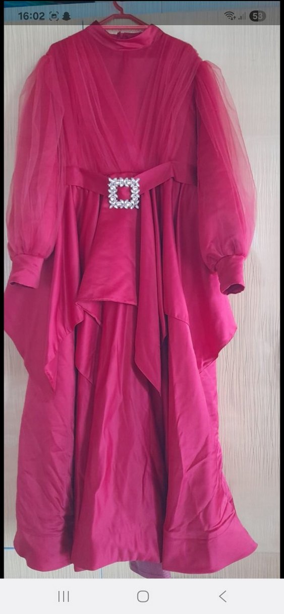 kırmızı e Parlak Drapeli Uzun Kadın Abiye - Görsel 3