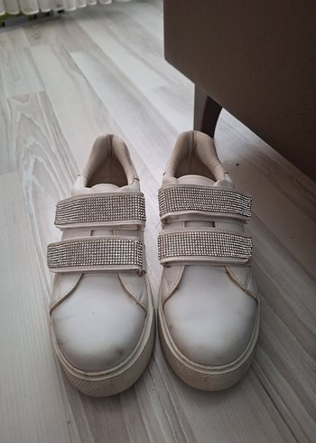 Beyaz Kadın Dolgu Topuklu Spor Ayakkabı - Görsel 2