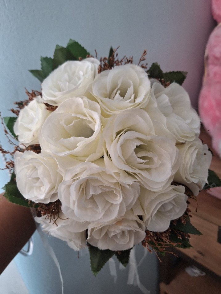 Dantel Detaylı Beyaz Gelin Çiçeği - Görsel 2