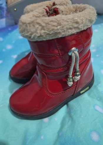Kız Çocukları İçin Kürklü Kırmızı Lastik Bot - Görsel 2